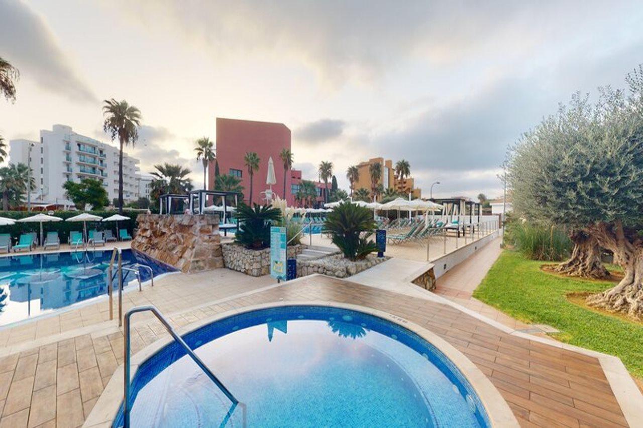 Cala Millor Garden Hotel - Adults Only Esterno foto
